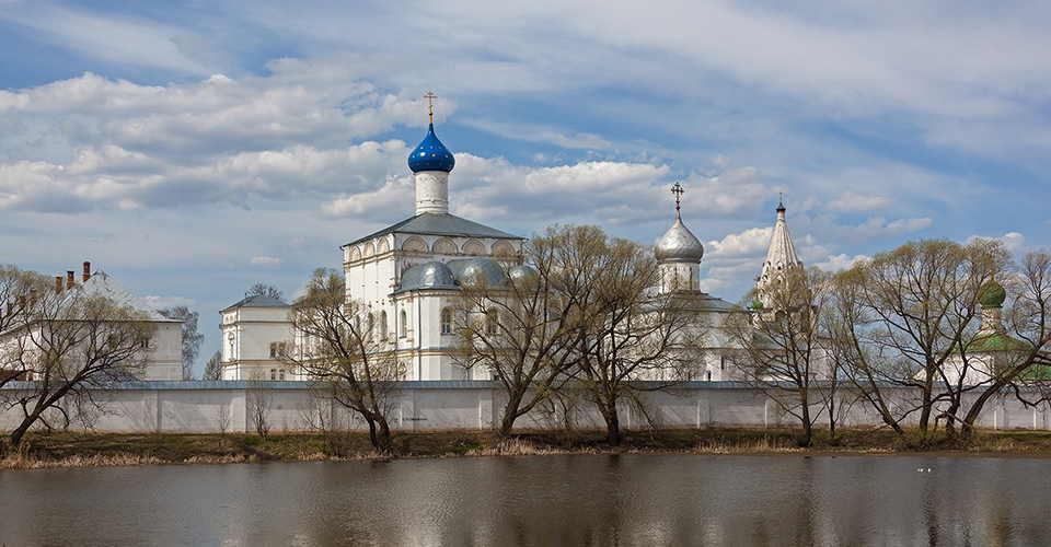 Данилов монастырь Переславль Залесский осень