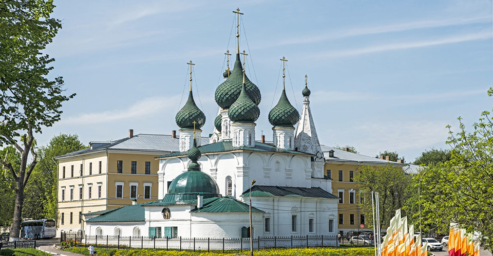 Ярославль церковь спаса на городу фото летом